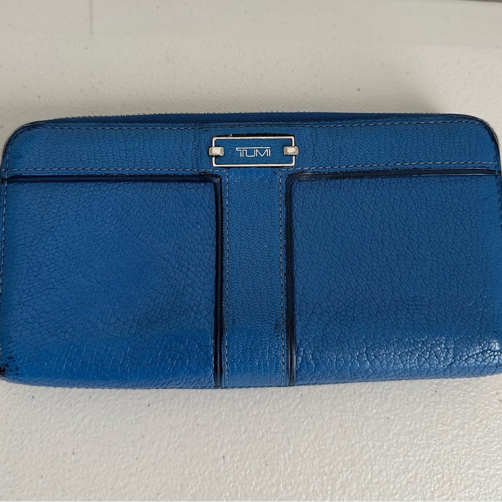 Tumi Steel Blue Pebbled Leather Zip-Around Bi-Fold Slim Wallet